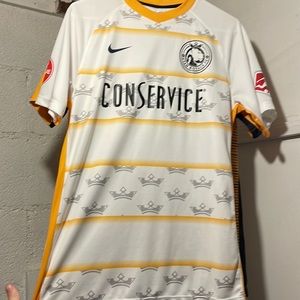 SIGNED Becky Sauerbrunn jersey.